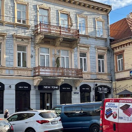 Lux Apartment In Zentrum Csernyivci Kültér fotó