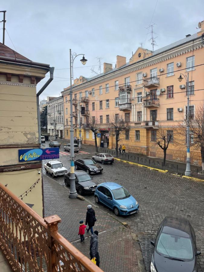 Lux Apartment In Zentrum Csernyivci Kültér fotó
