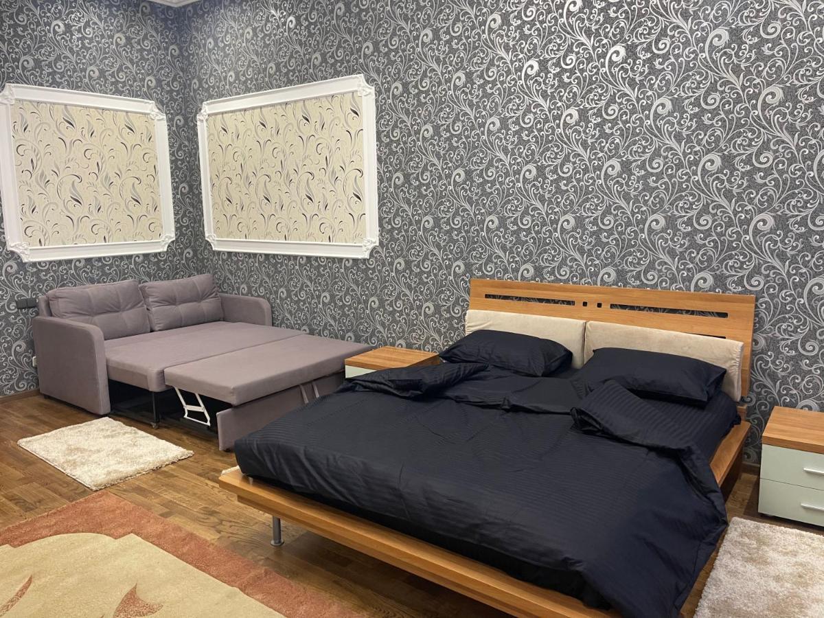Lux Apartment In Zentrum Csernyivci Kültér fotó